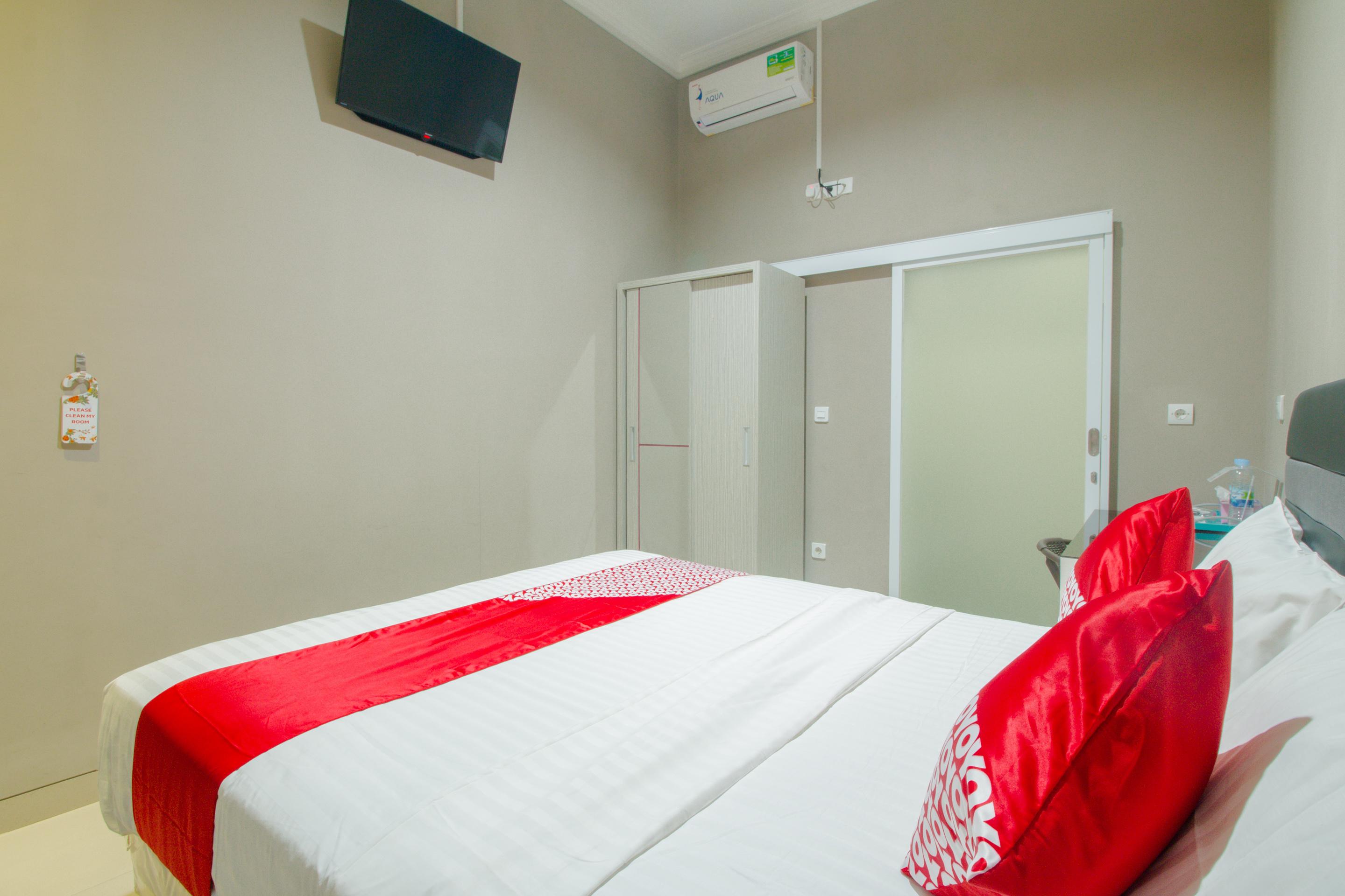 OYO 871 Aira Costel Cianjur Exterior foto
