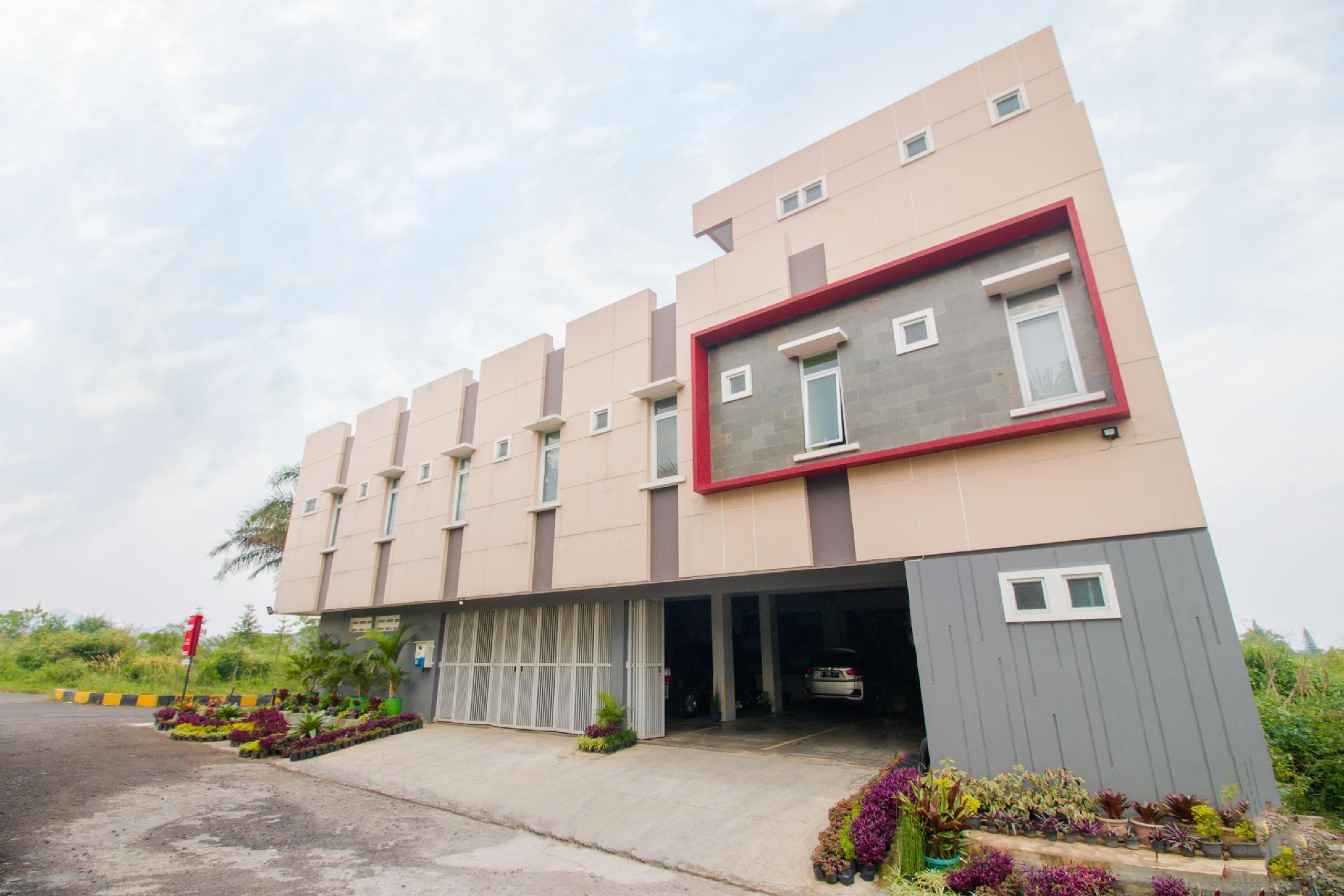 OYO 871 Aira Costel Cianjur Exterior foto